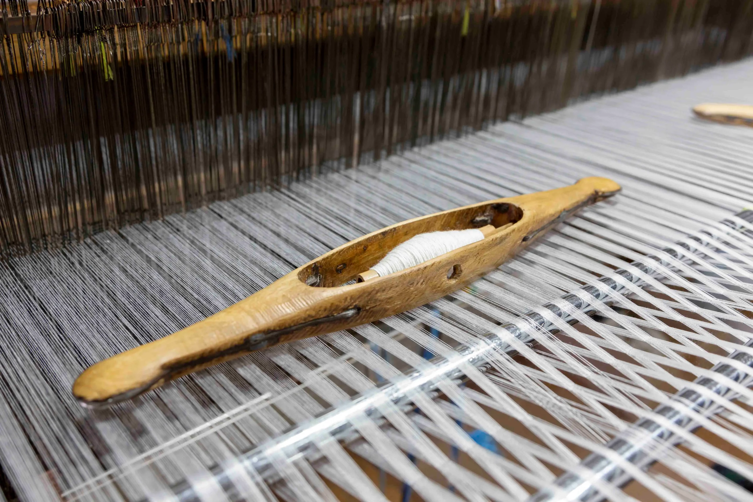 At Maalemîn, we embrace the belief that true beauty lies in authenticity and craftsmanship.